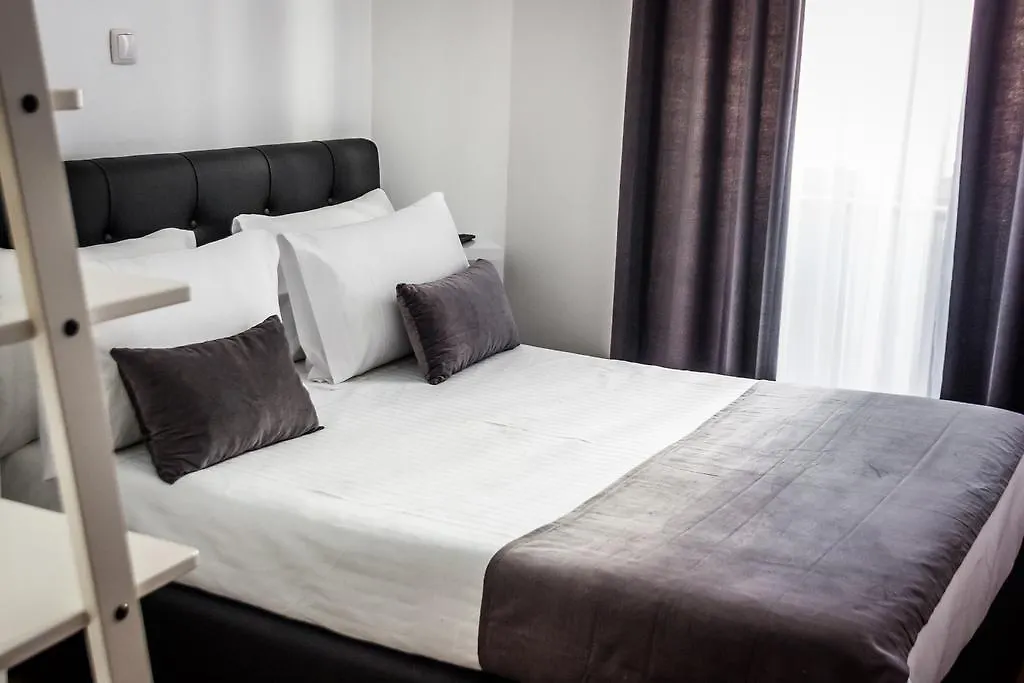 Anjo Azul Hotel Lisbon 3*,